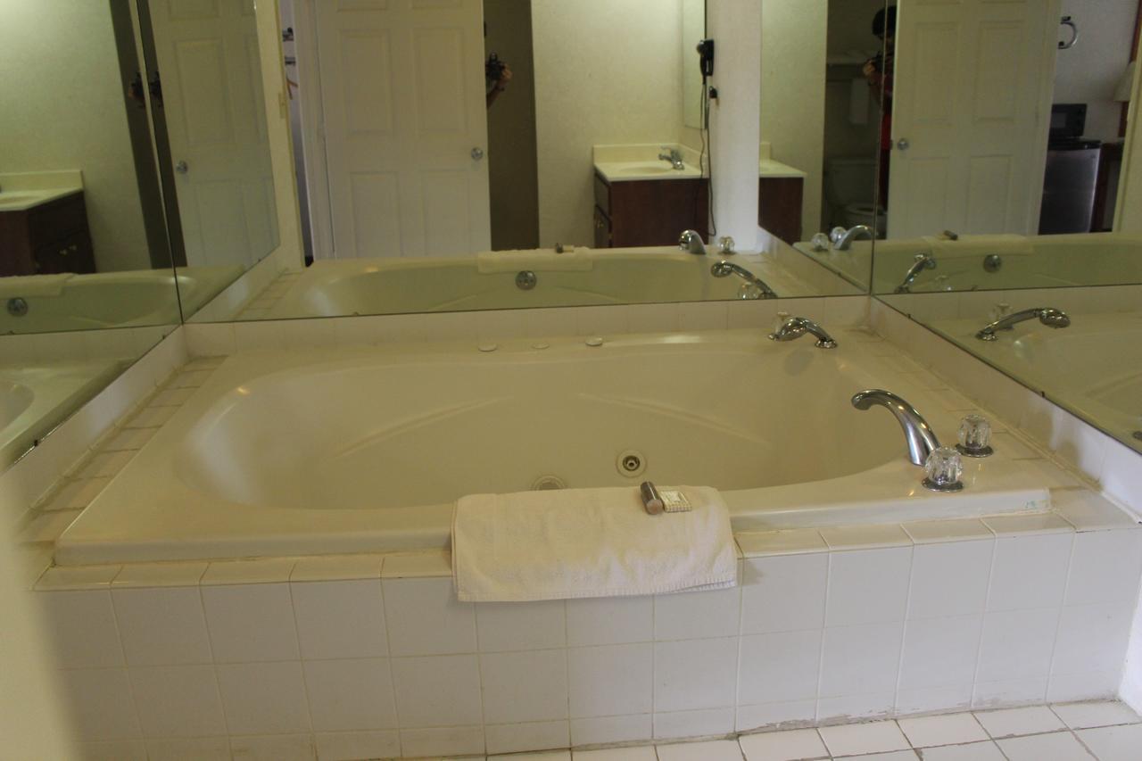 Deerfield Inn Adamsville Ngoại thất bức ảnh